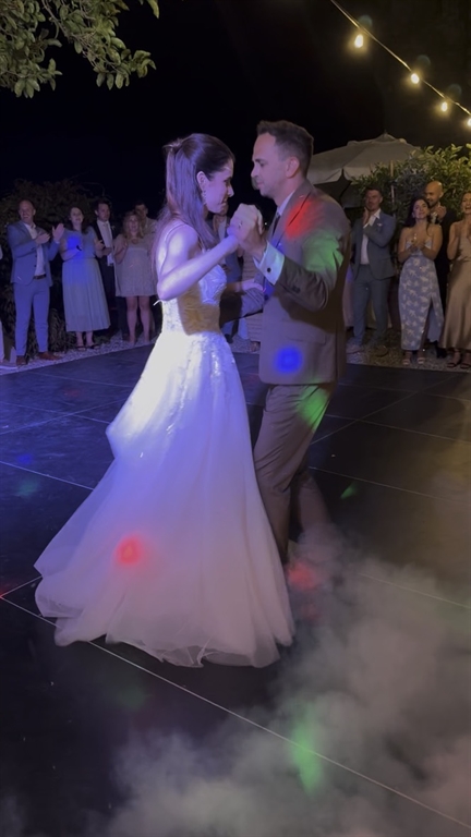 VILLA SERMOLLI BUGGIANO CHRISTIAN DJ WEDDING AUDIO LIGHTS SET UP