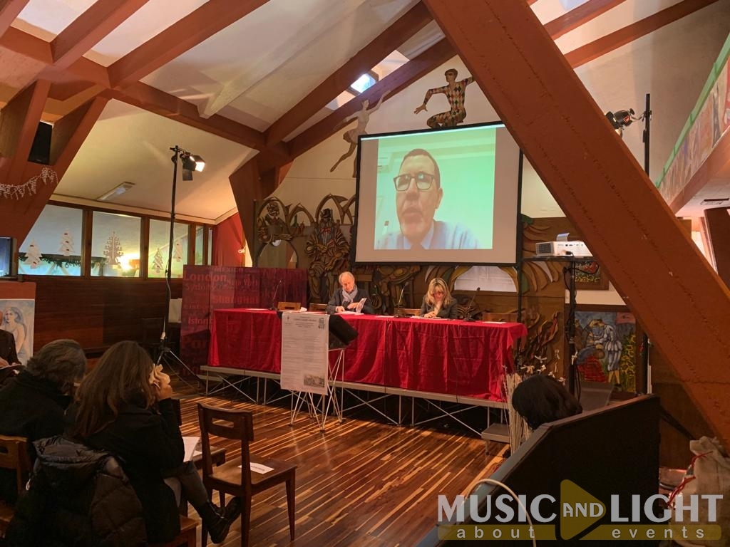 SERVICE AUDIO/LUCI/VIDEO CONVEGNO GAMBERO ROSSO COLLODI