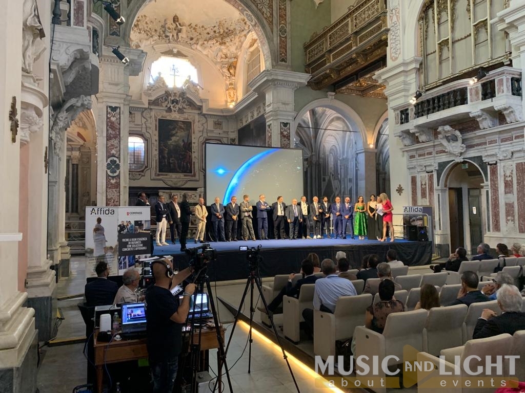 ALLESTIMENTI AUDIO/VIDEO/LUCI PER CONVENTION - AFFIDA LUCCA