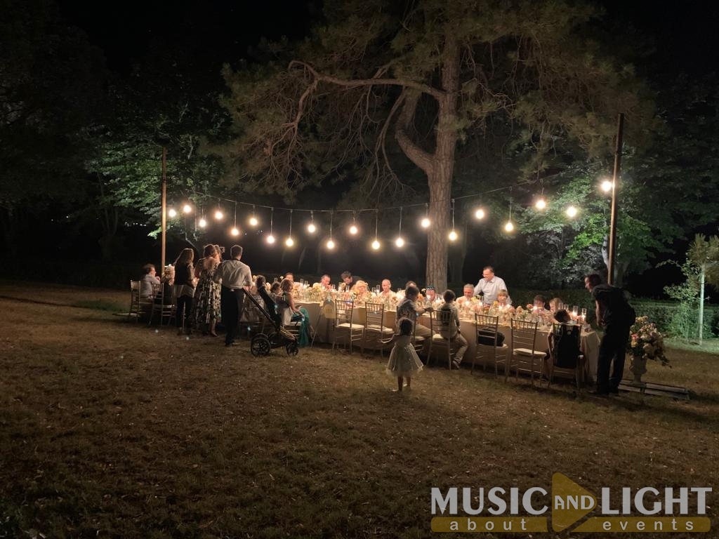 ALLESTIMENTO LAMPADE FUMÉ VARIE ALTEZZE PER MATRIMONI/EVENTI TOSCANA