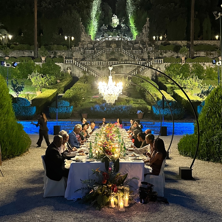 LAMPADARI PER FASHION DINNER - GIARDINO GARZONI COLLODI PESCIA