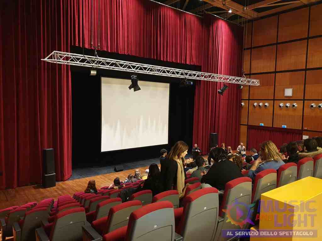 TEATRO ERA PONTEDERA - PROIEZIONE FILM PER GRUPPO LUPI ESTINTORI