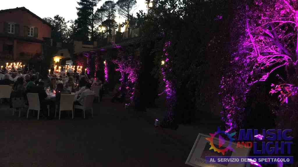 Luci fashion per Cena di Gala Piazzetta Renaissance Tuscany Il Ciocco